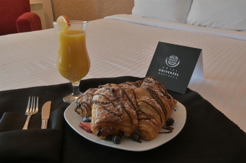 Hotel Universel Montreal image 11